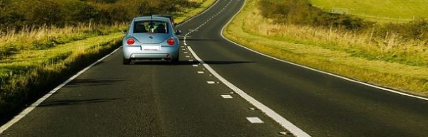 Comment bien préparer sa voiture pour un long voyage ?