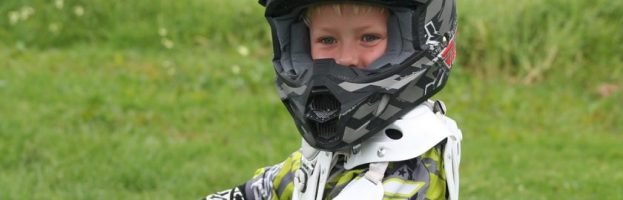 Moto électrique enfant : apprendre en s’amusant